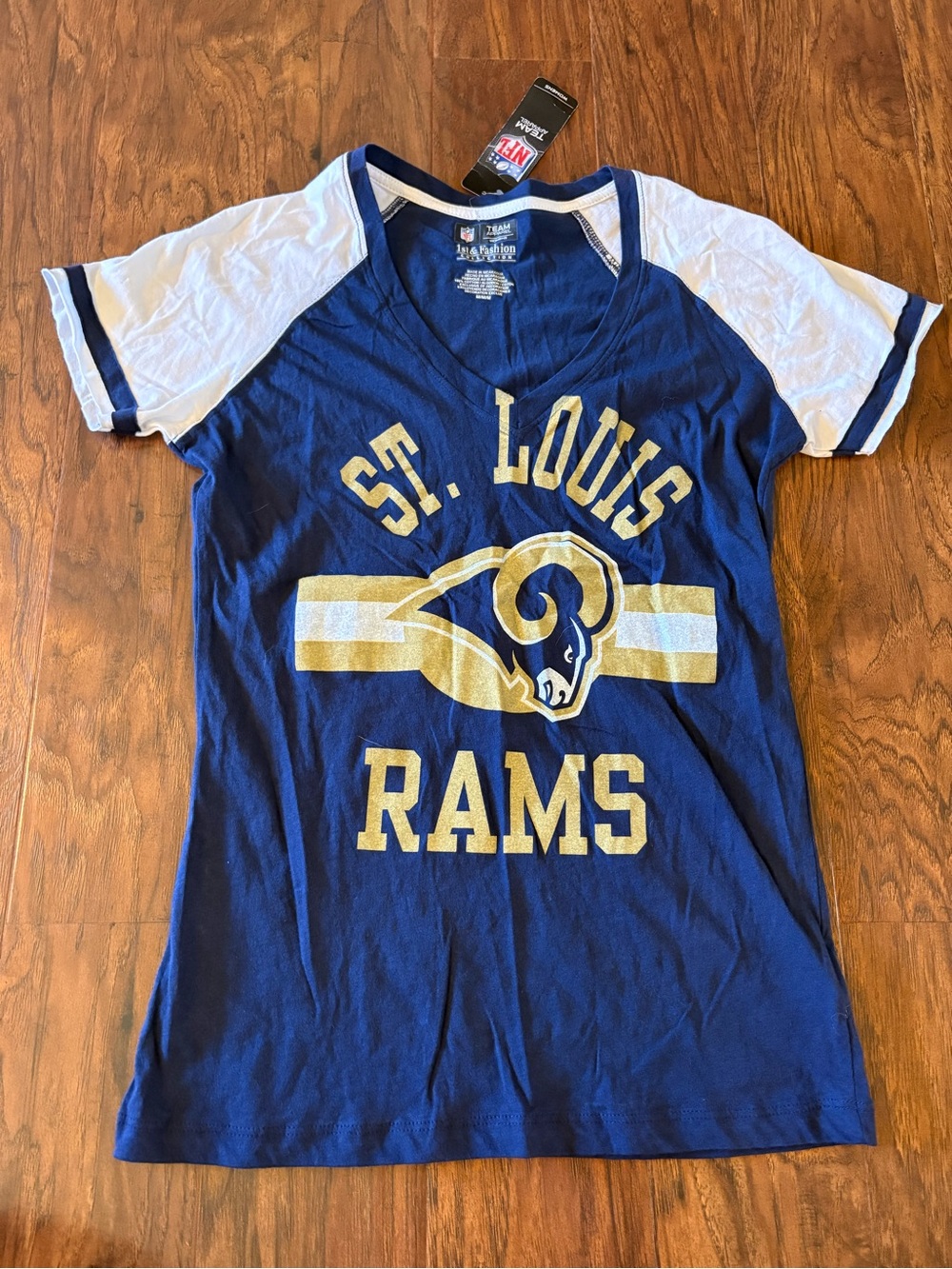 NFL Apparel St Louis Rams Women’s Tee Size M